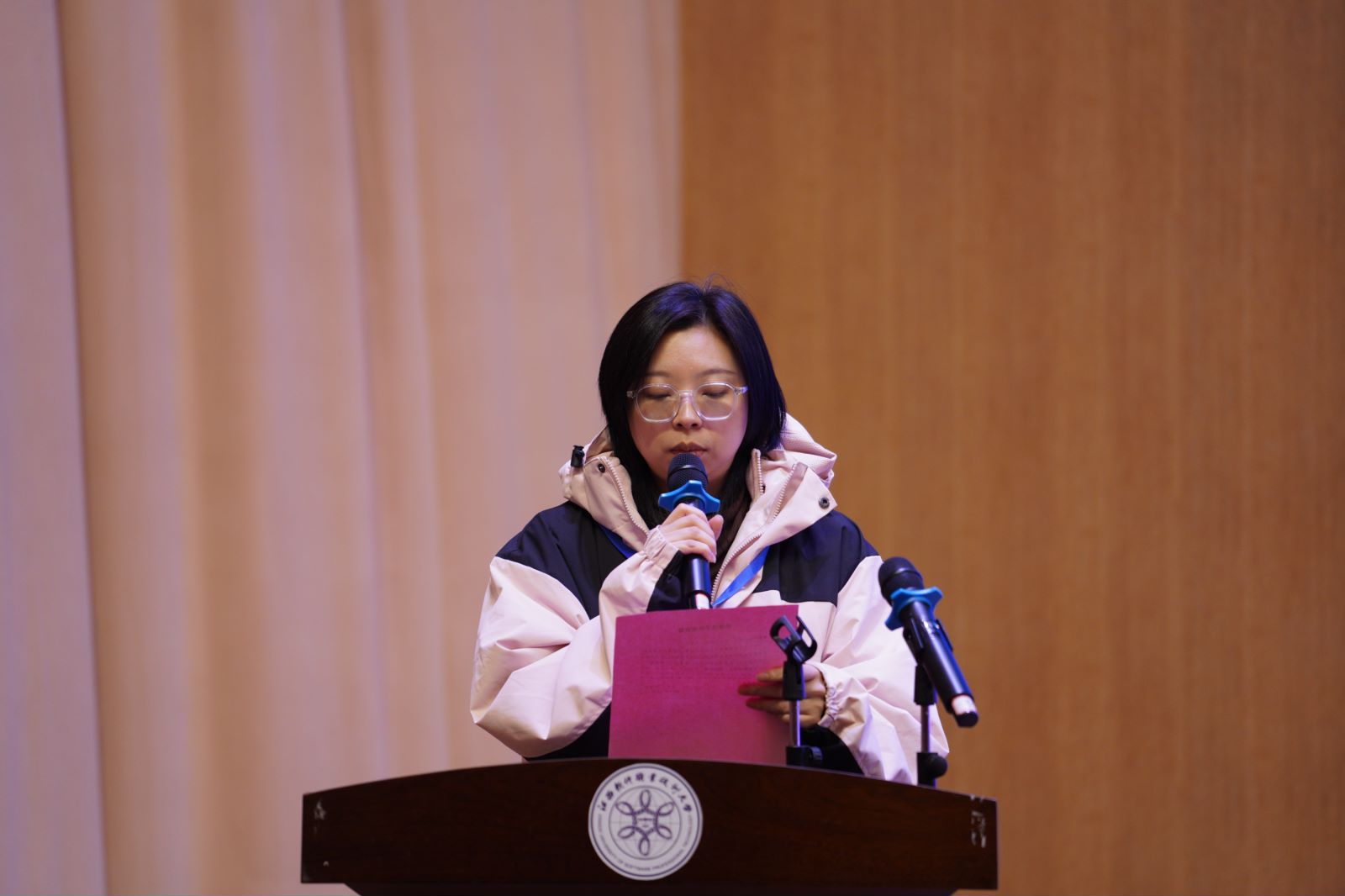 c06d714d9g6982bf7401fc01ea10ced5